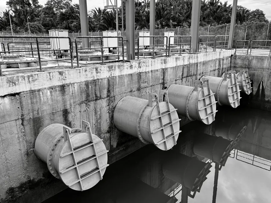 Rinse, Inhibitor and a Magnetic Filter